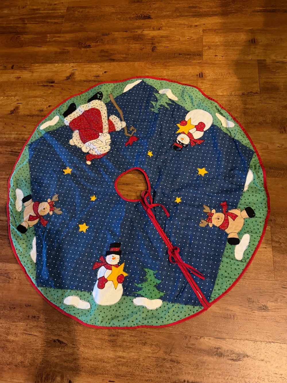 Vintage Farmhouse Snowman Santa Tree Skirt Holiday Christmas Quilted